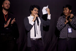 ដំណេកមាស . GOLDEN SLUMBERS